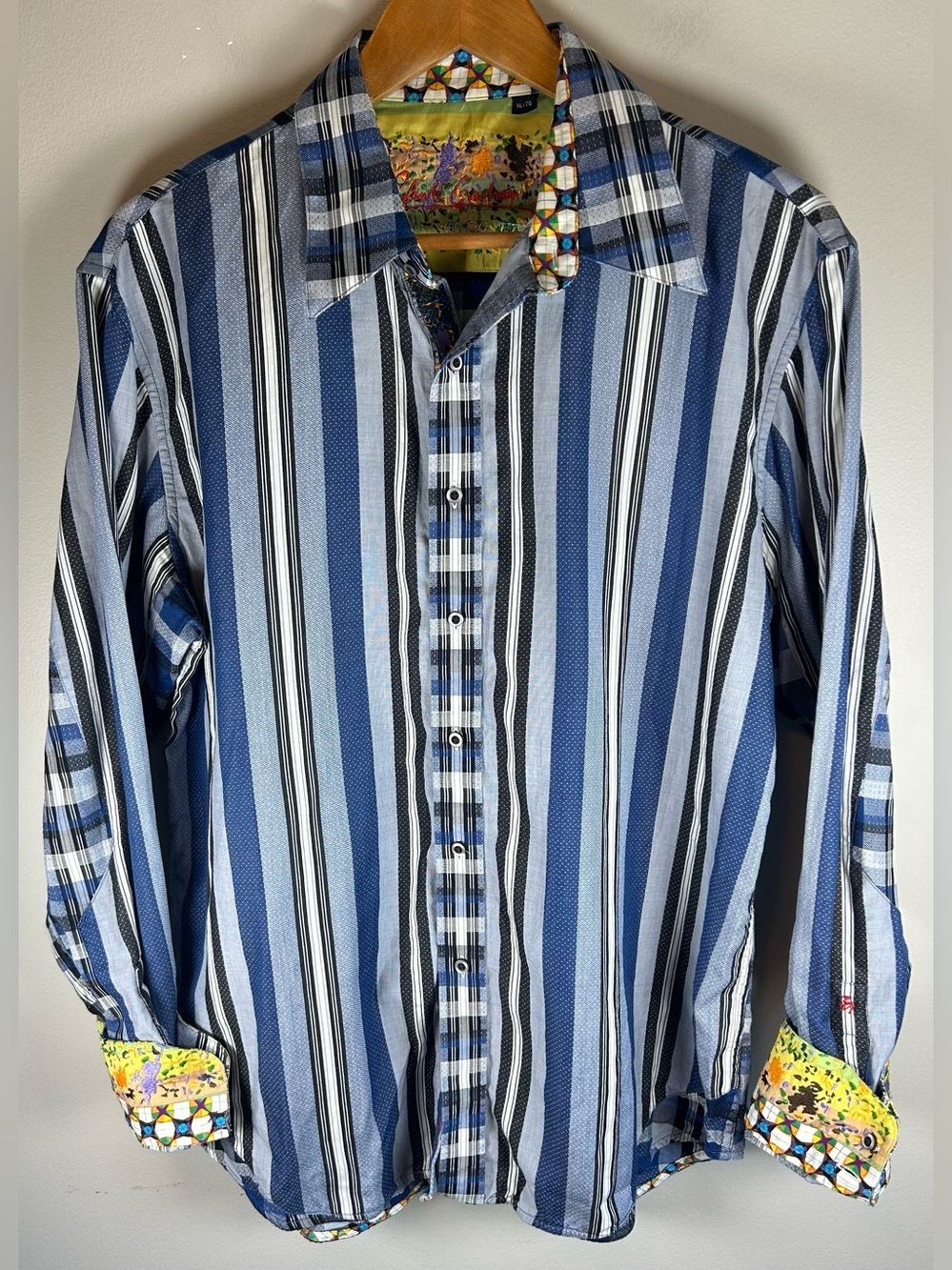 Robert Graham Men’s Shirt XL Flip Cuff Embroidered Blue Black Stripes Euro Fit